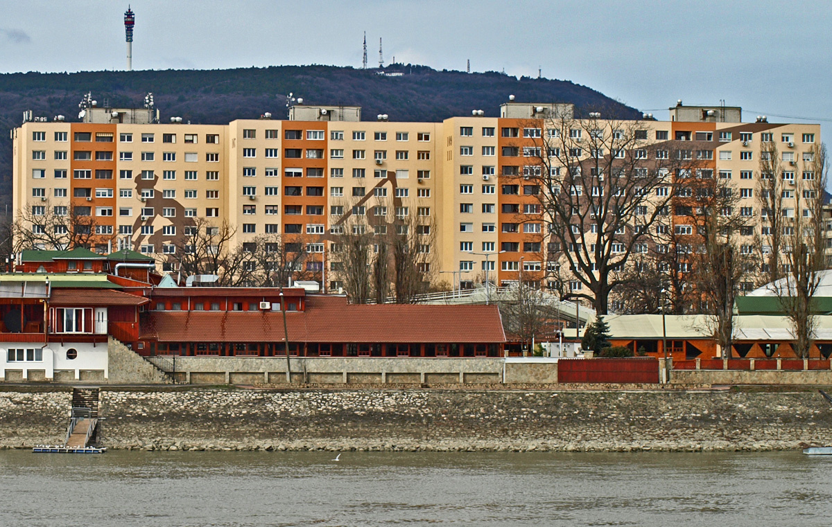 a Duna másik partján