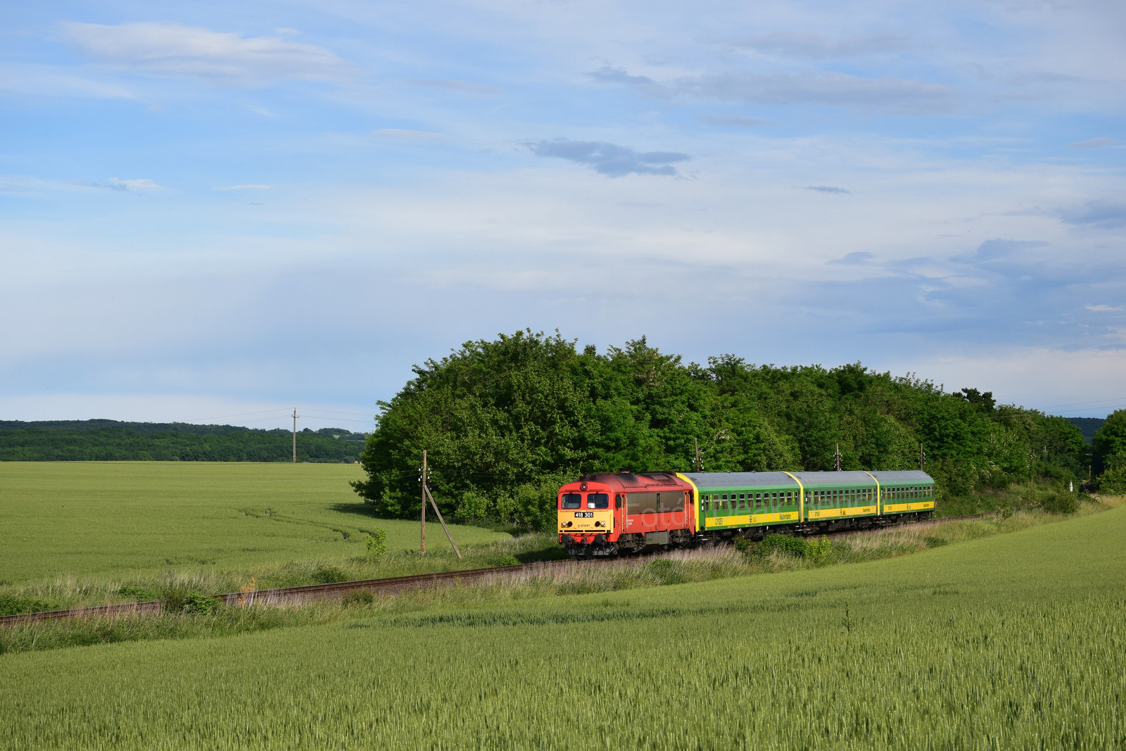 H- MÁV- Start 418 301 (Pötréte)