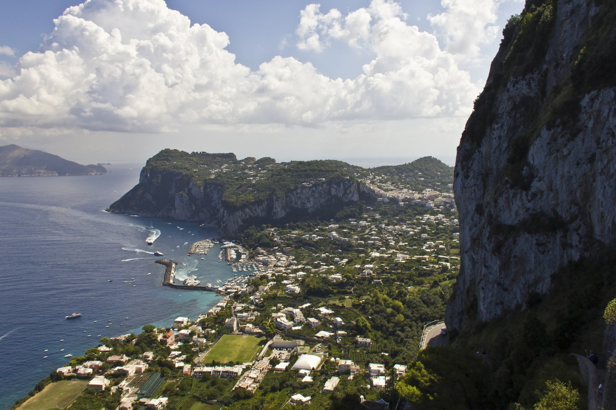 Capri 3