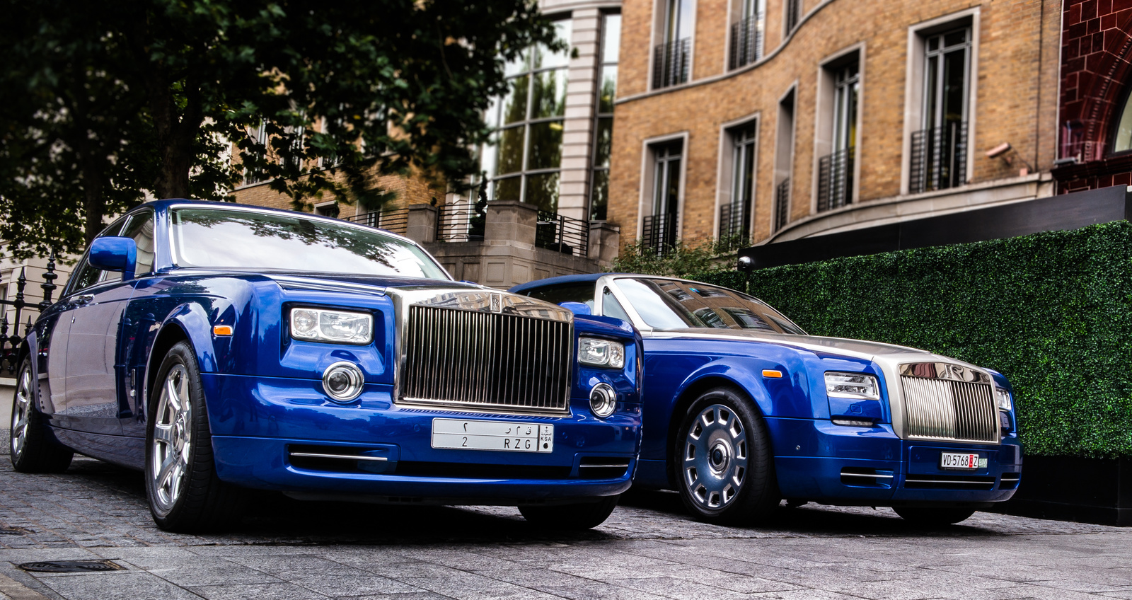 Rolls Royce Phantom &amp; Rolls Royce Phantom Drophead Coupe