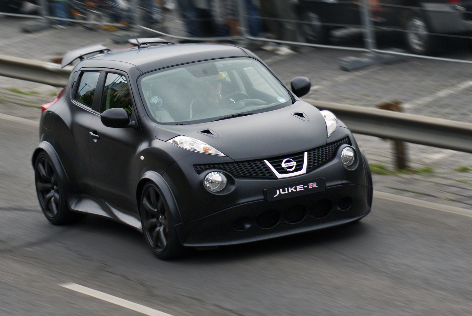 Nissan Juke-R