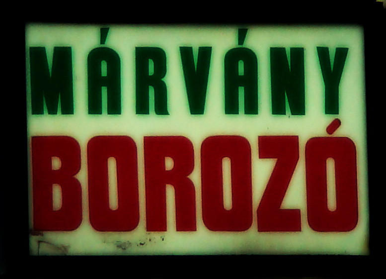 márvány borozó 2