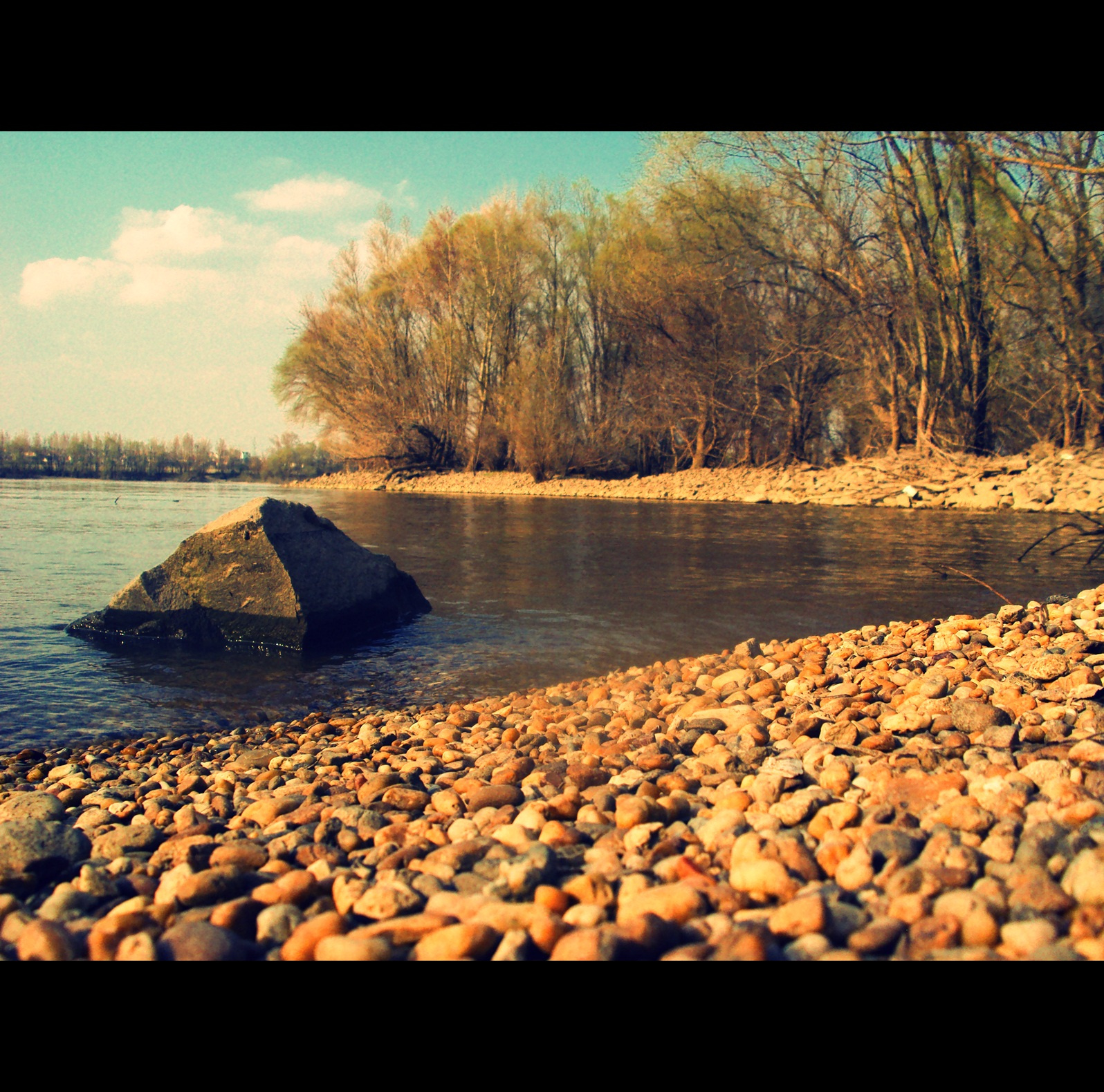 Duna-kedvenc ücsörgőm