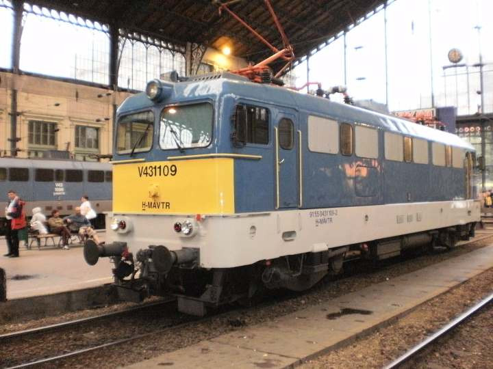 431109