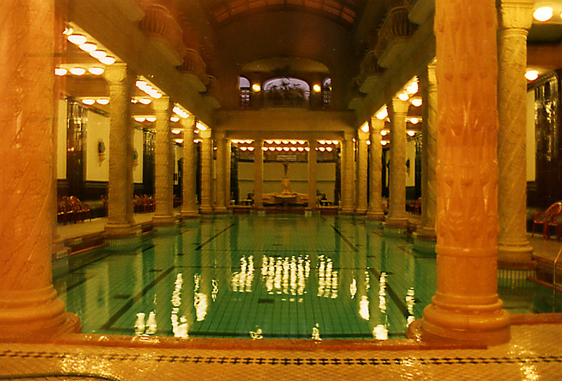 009  Gellert thermal bath