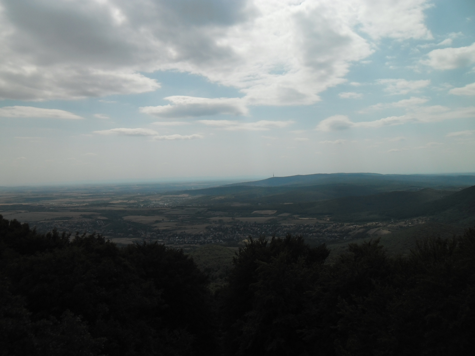 A Zengőről Pécs!