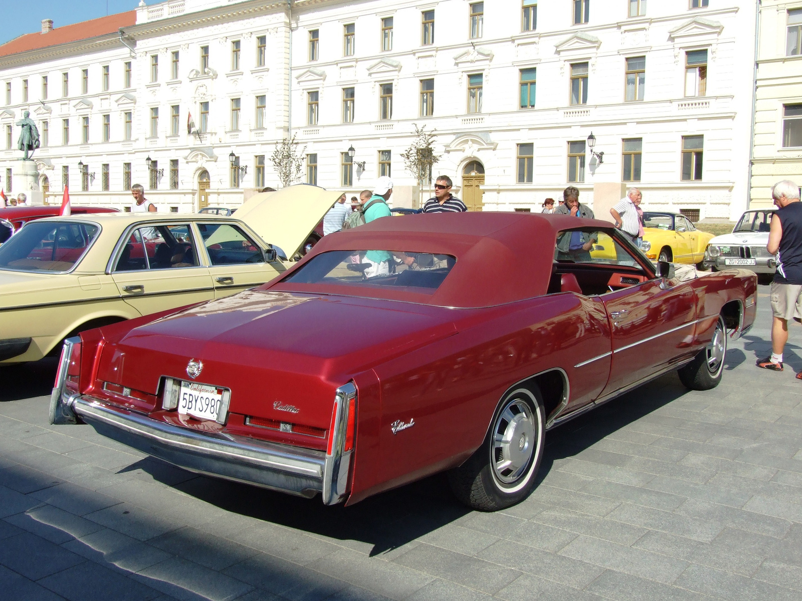 Cadillac Eldorado1975 b