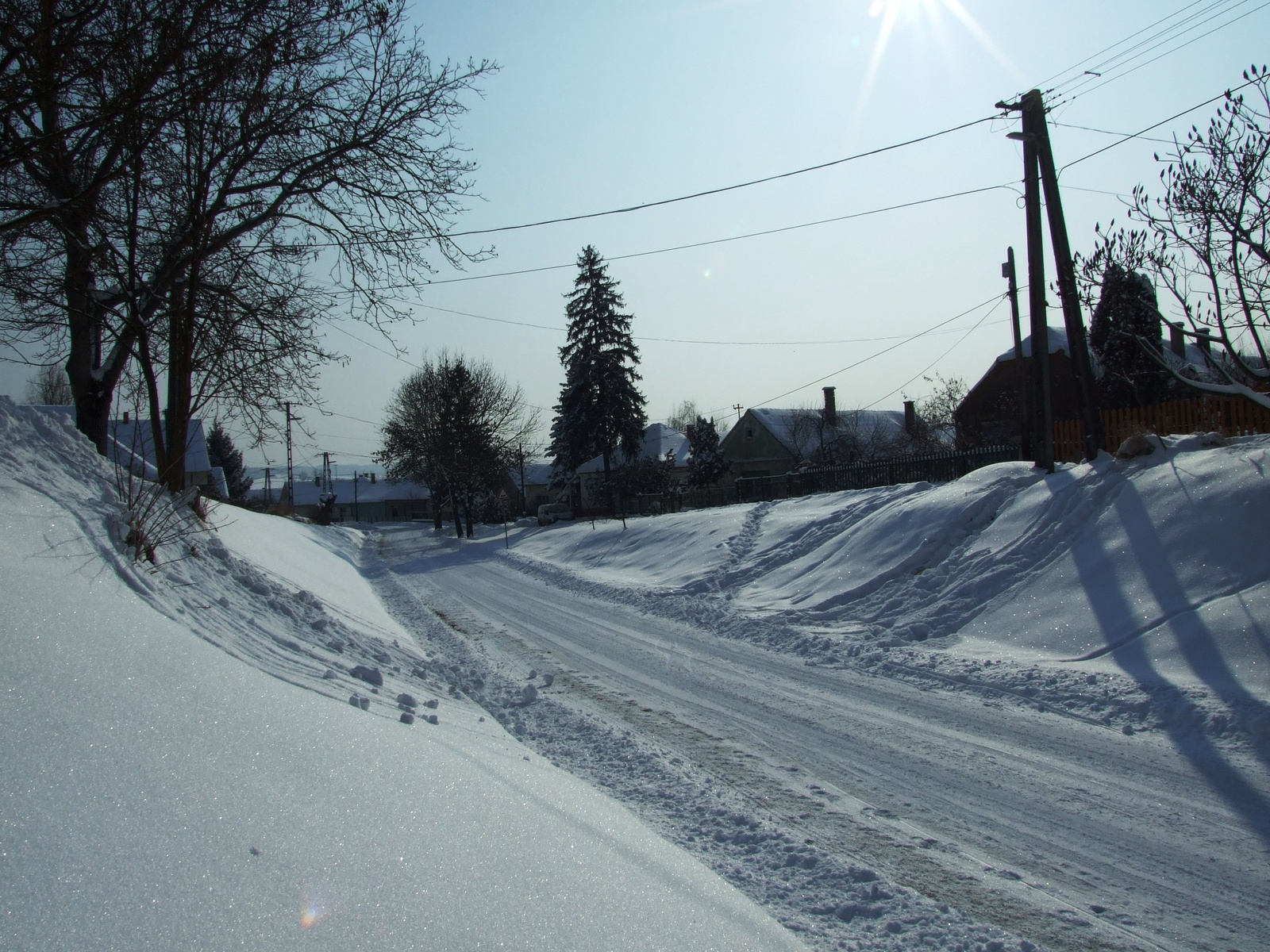 Baté, Petőfi utca templom felőli vége - 2012.02.05.