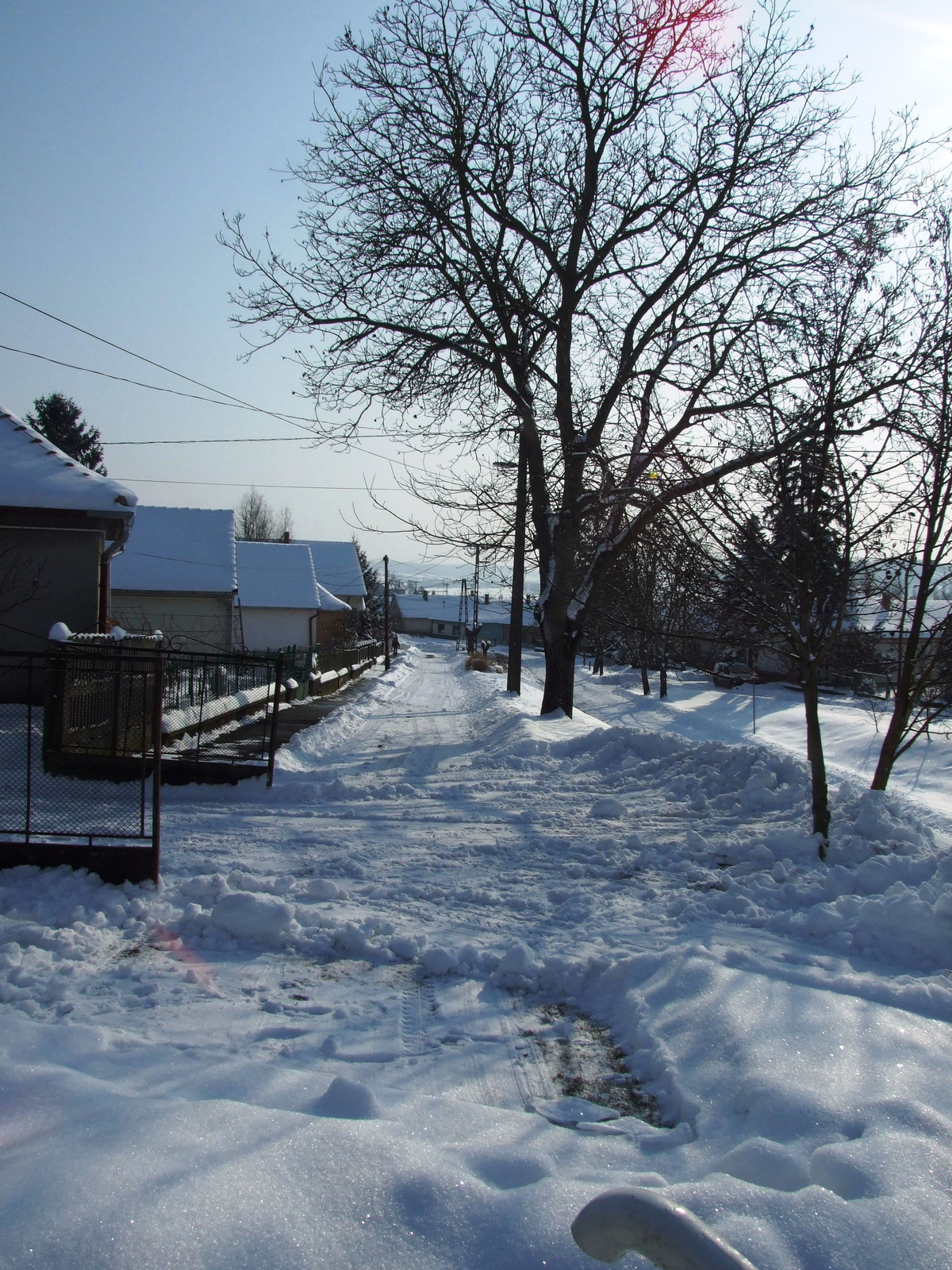 Baté, Petőfi utca templom felőli vége - 2012.02.05.