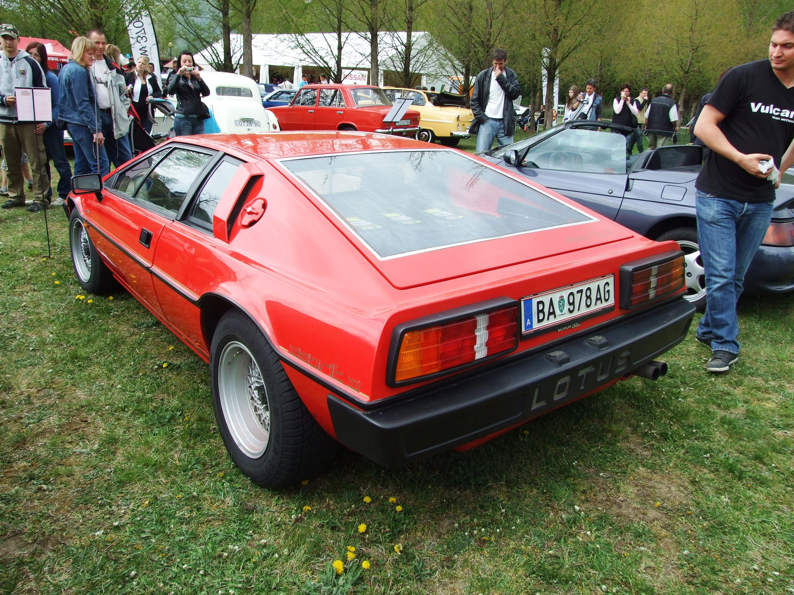 Lotus Esprit 2b