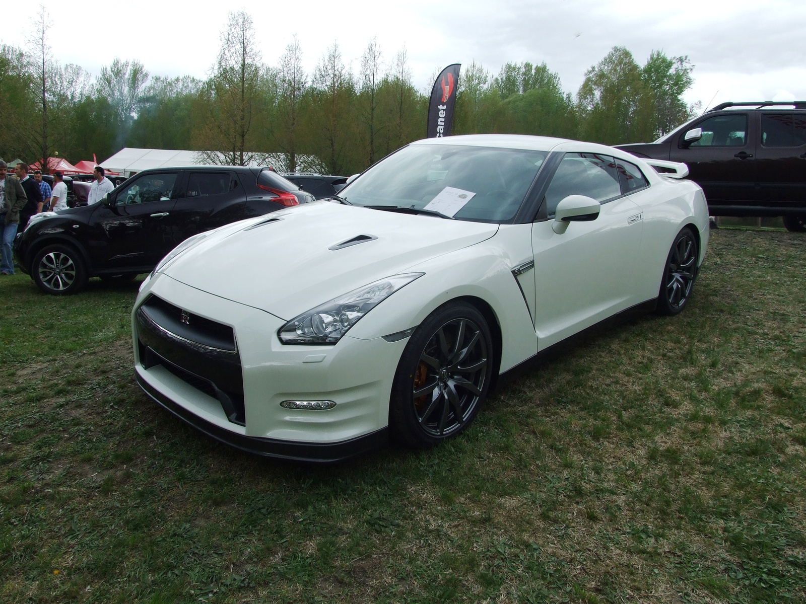 Nissan GT-R a