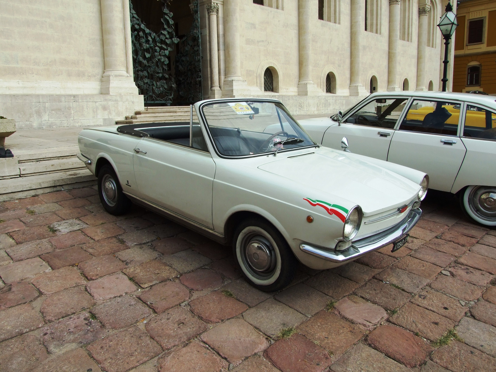 Fiat 850 Cabriolet a