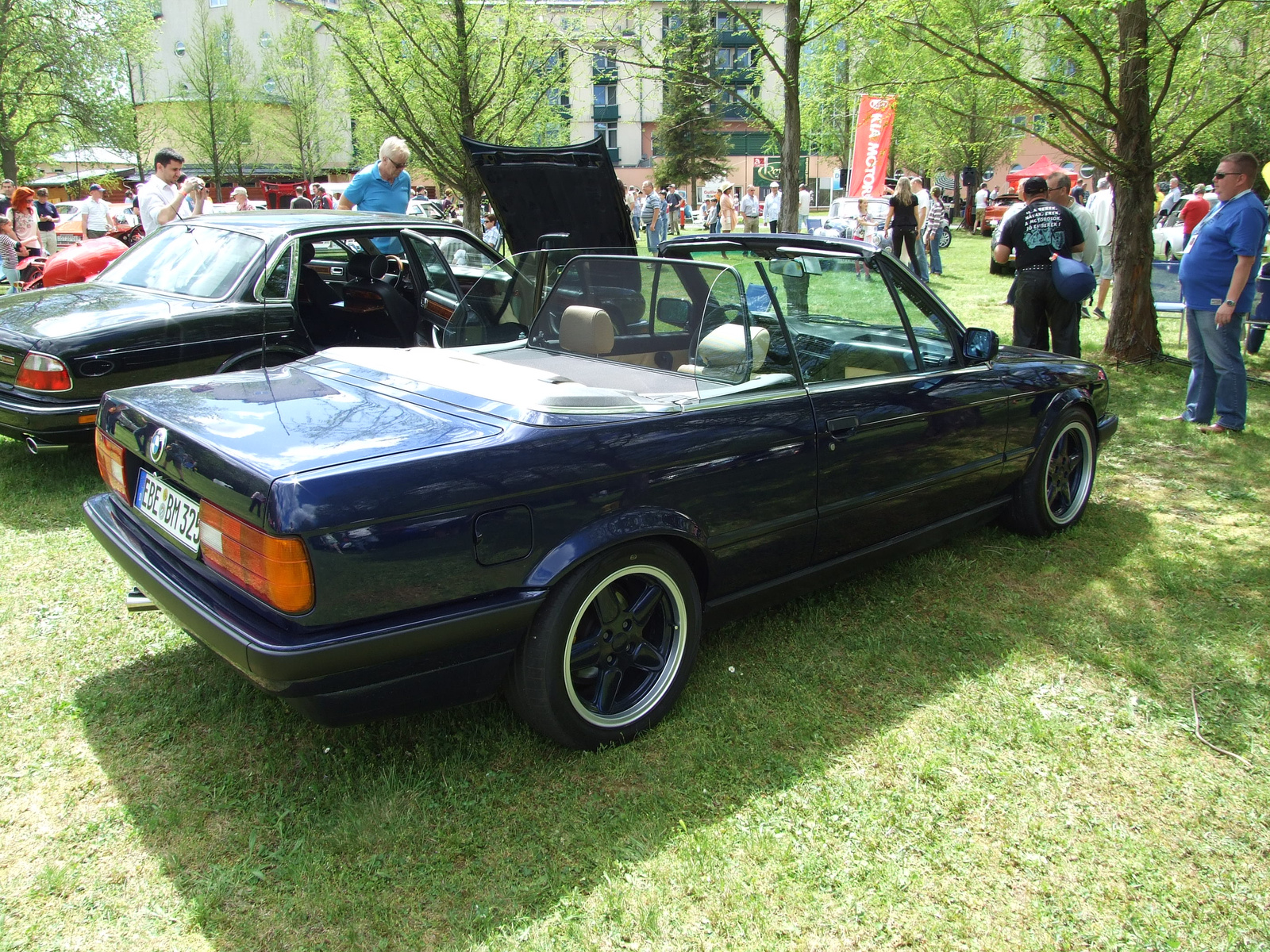 BMW 325i a