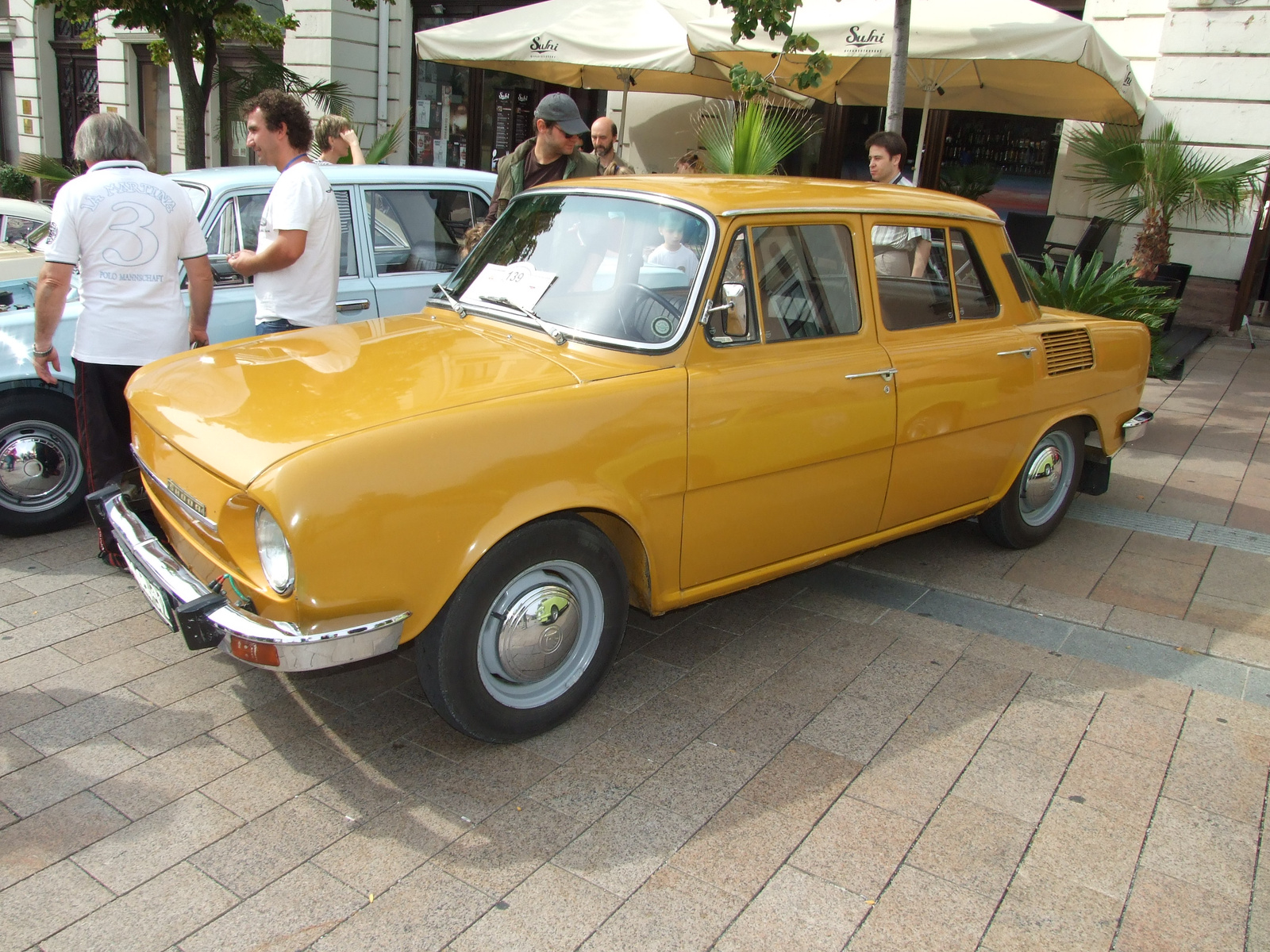 Skoda 100 b