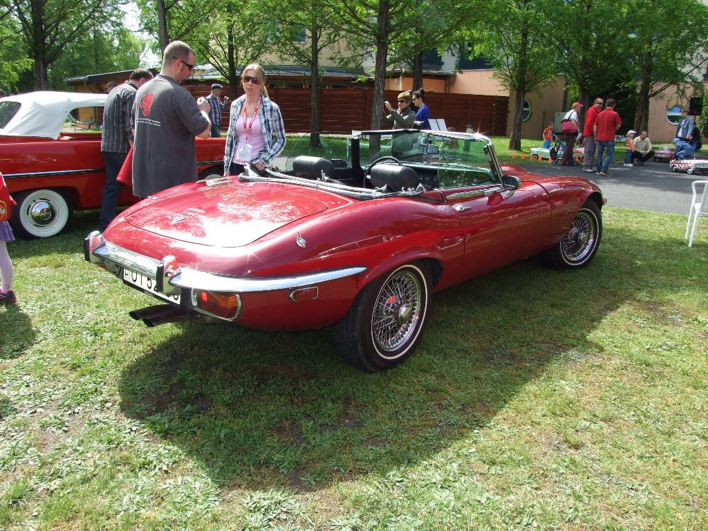 Jaguar E a