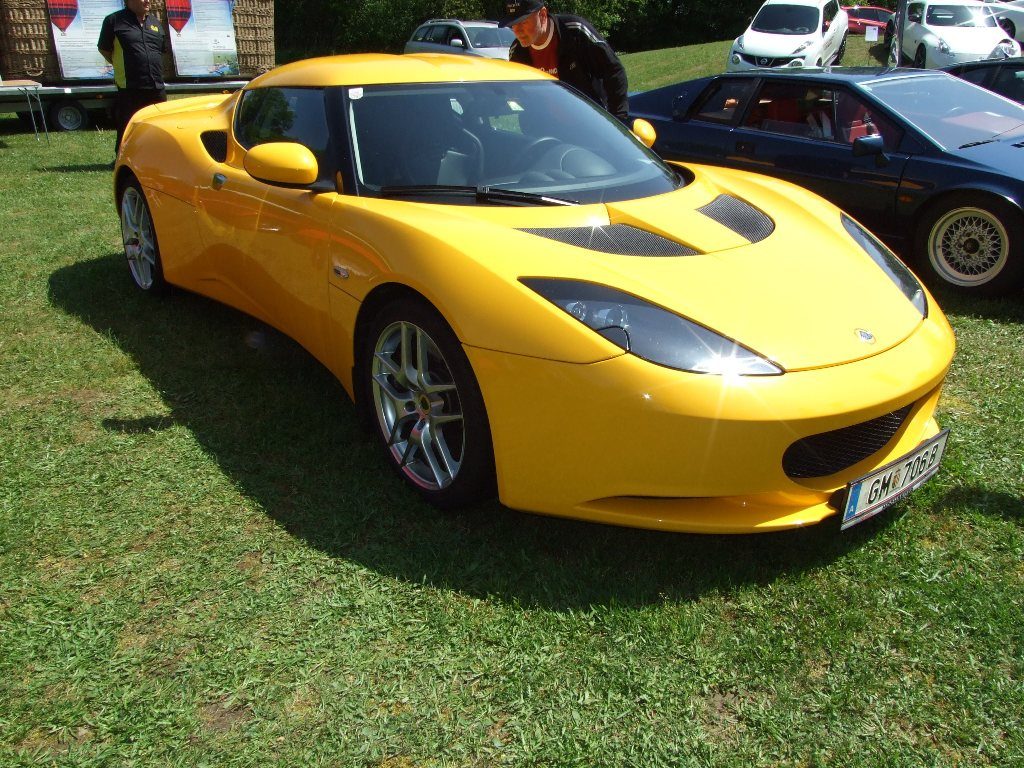 Lotus Evora d