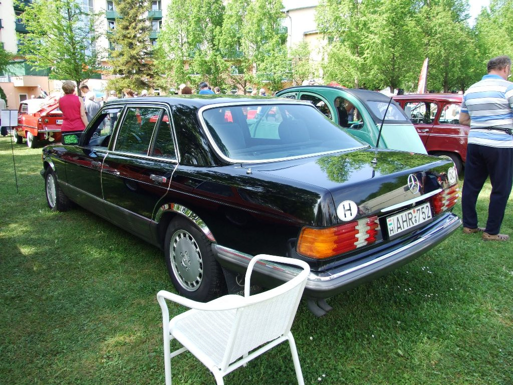 Mercedes 380SEL e