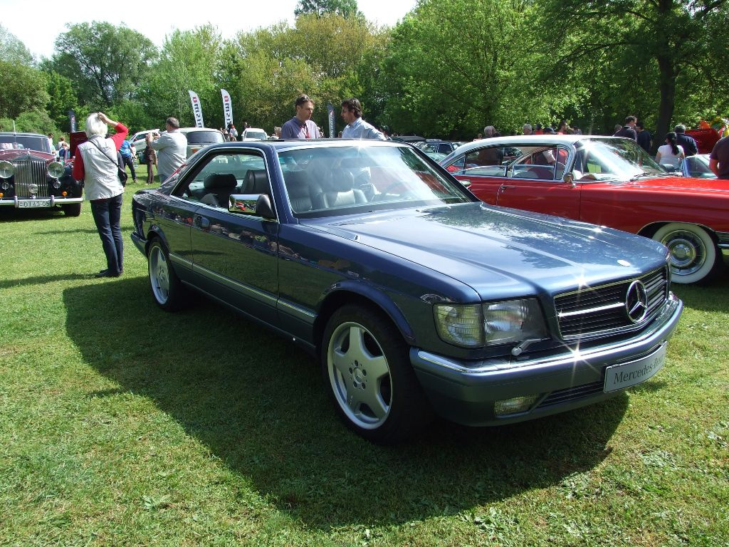 Mercedes 560SEC c