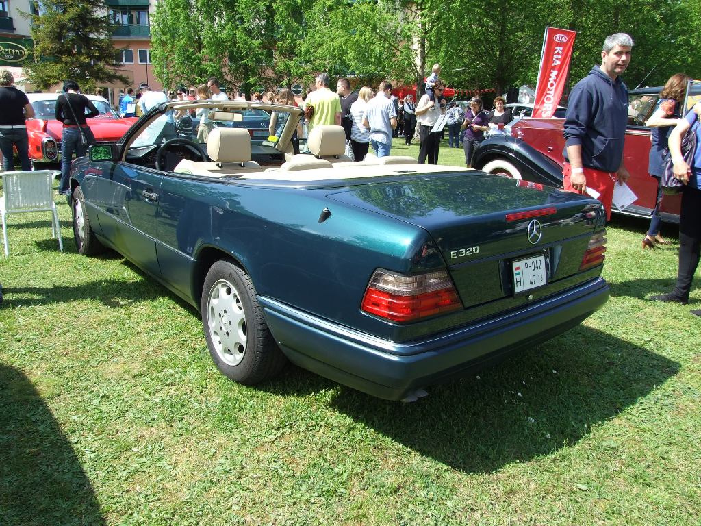 Mercedes E320C h