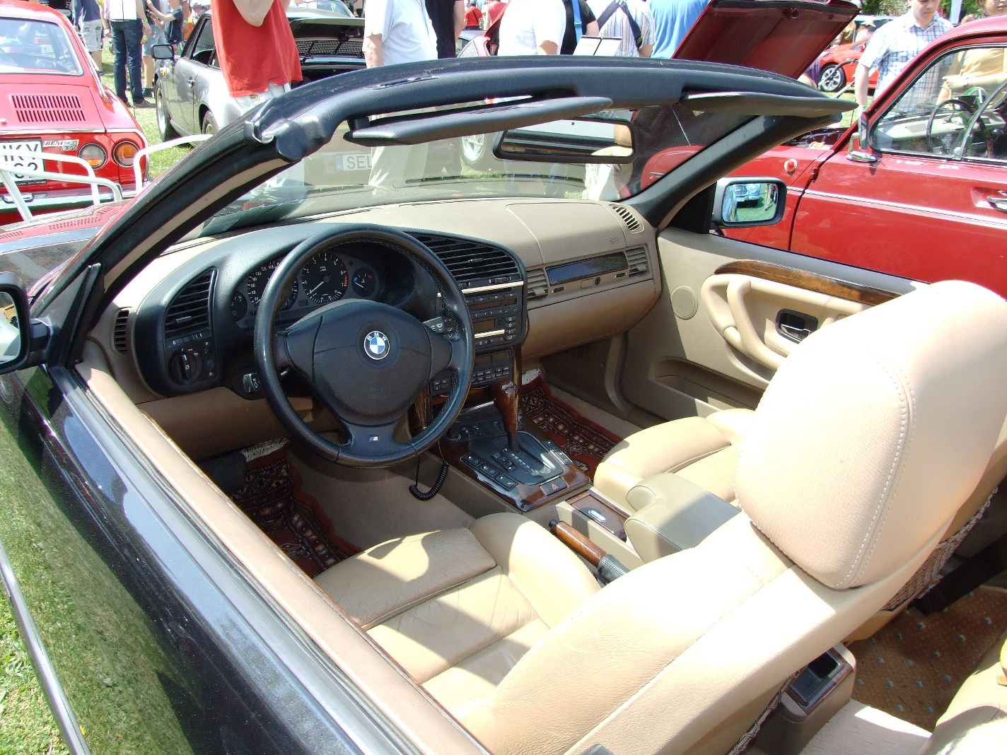 BMW M3C b