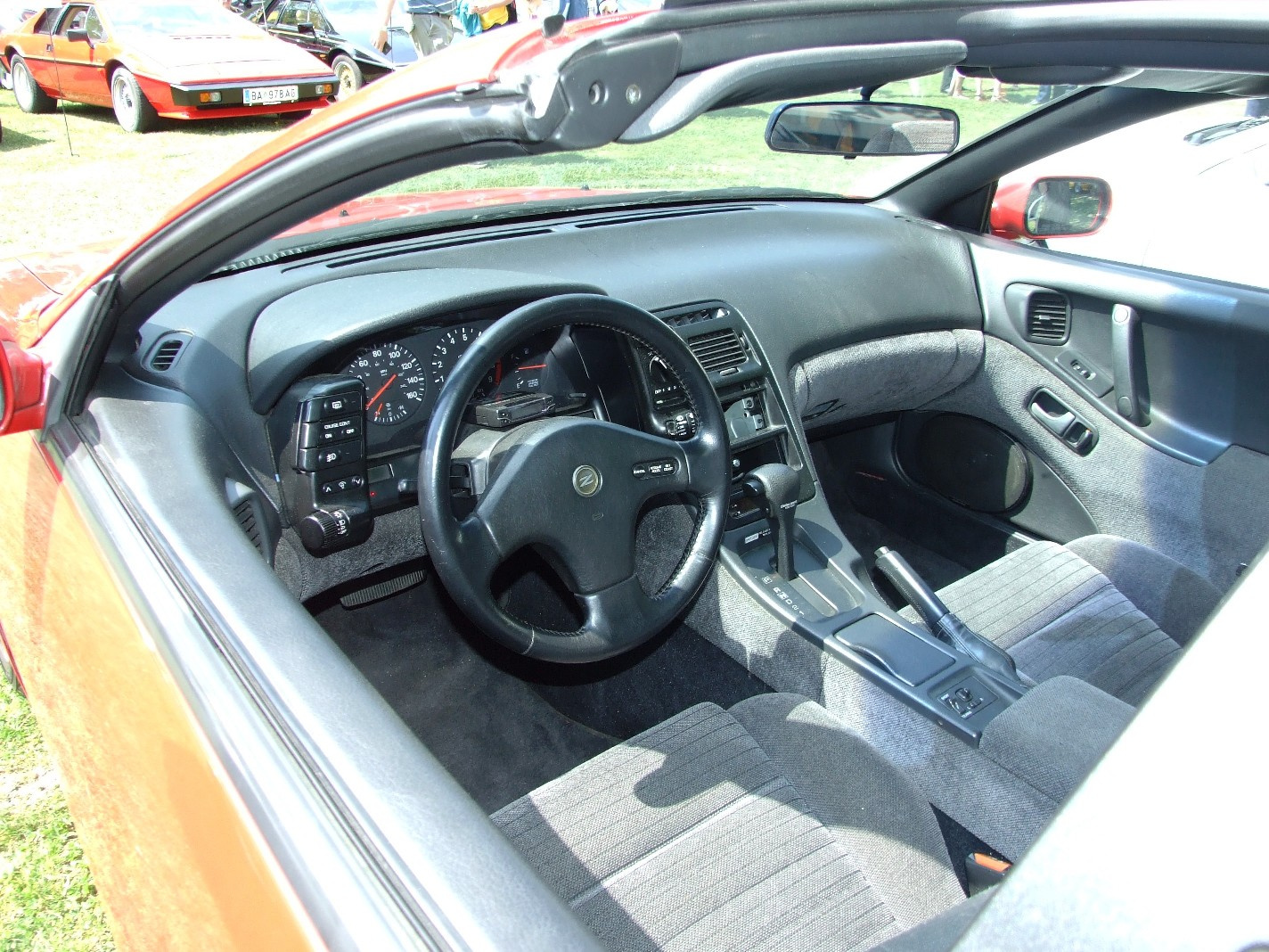 Nissan 300ZX 2c