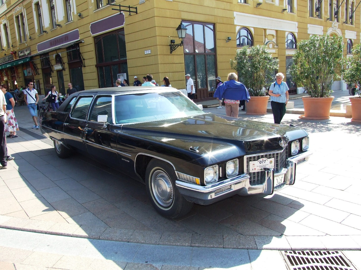 Cadillac Fleetwood h