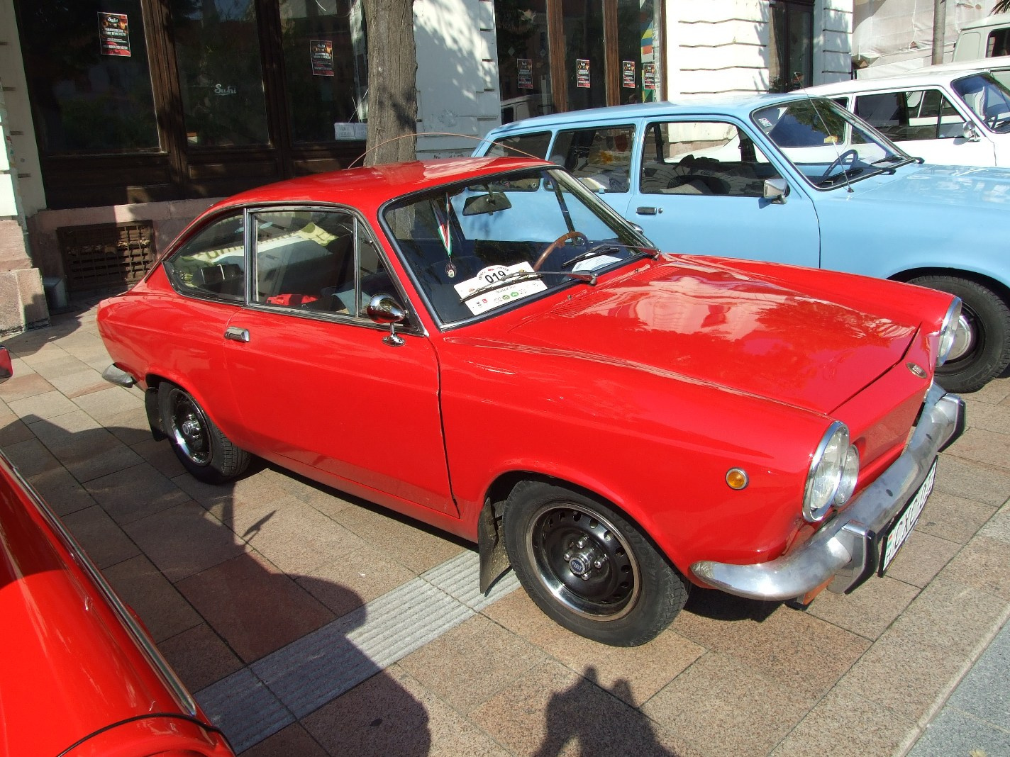 Fiat 850 Sport b