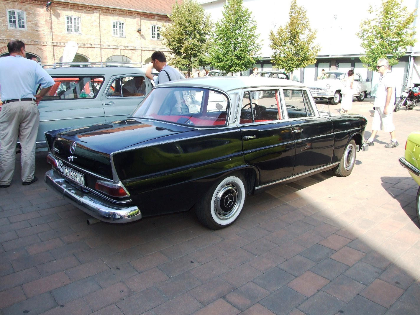 Mercedes 200d a