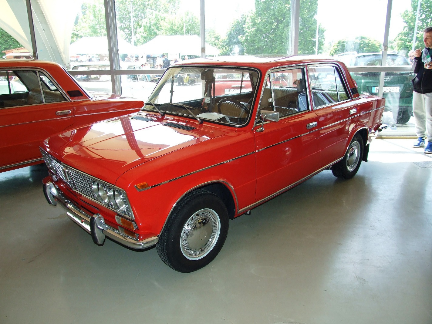 b Lada 2103 02a