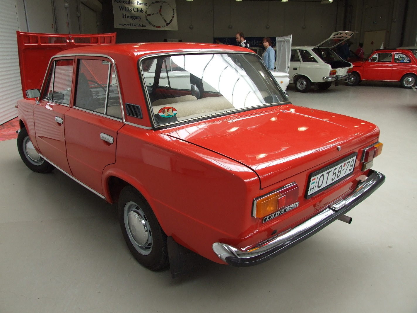 b Lada 21013 2a