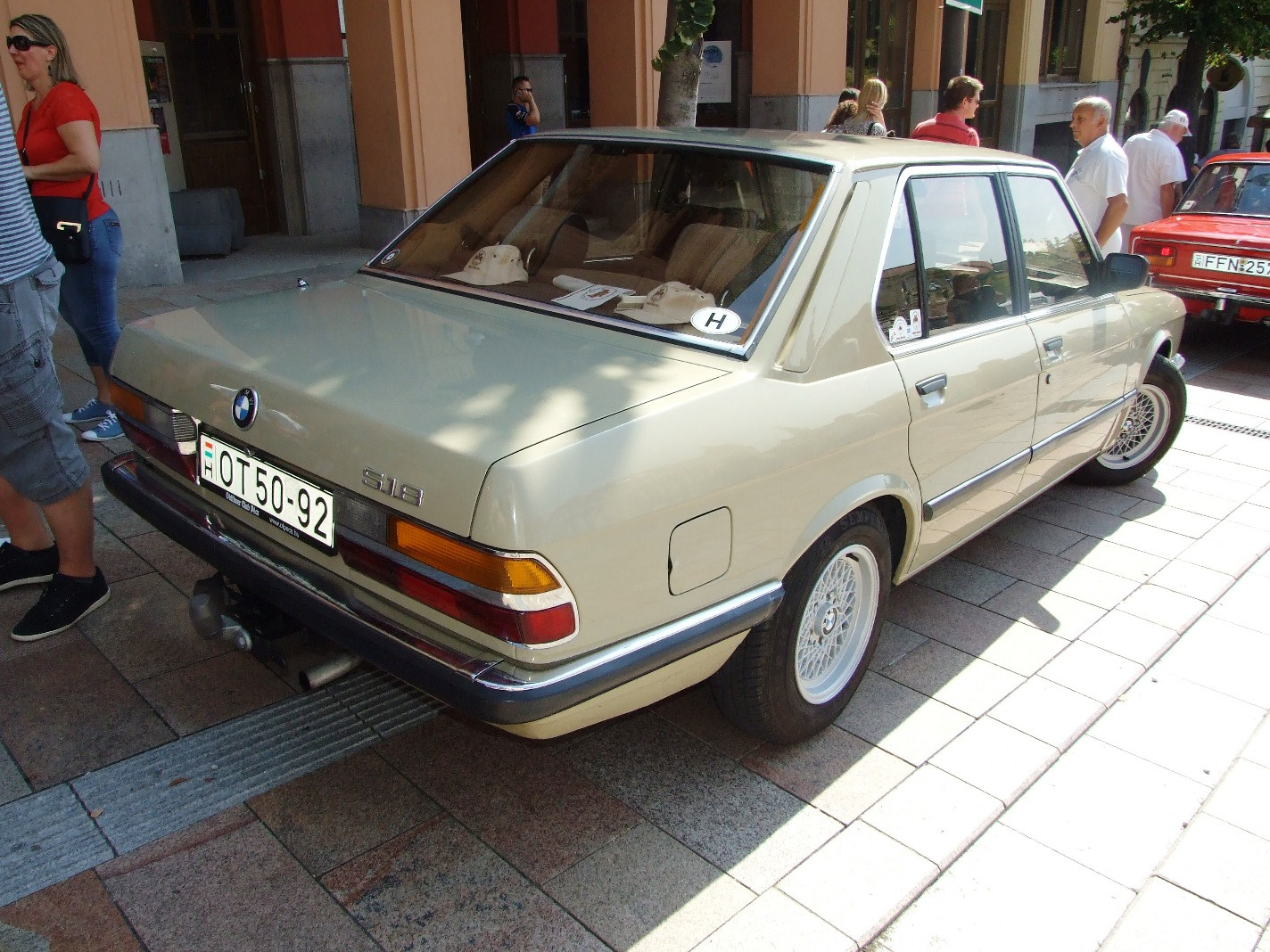 BMW 518 b