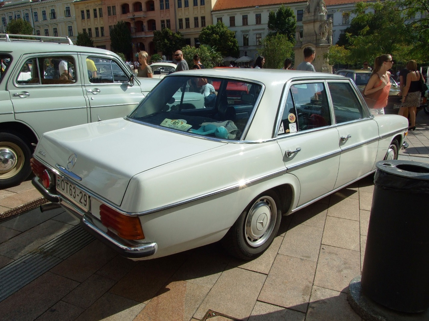 Mercedes 230 a