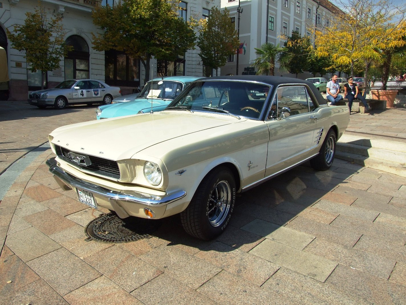 Ford Mustang a