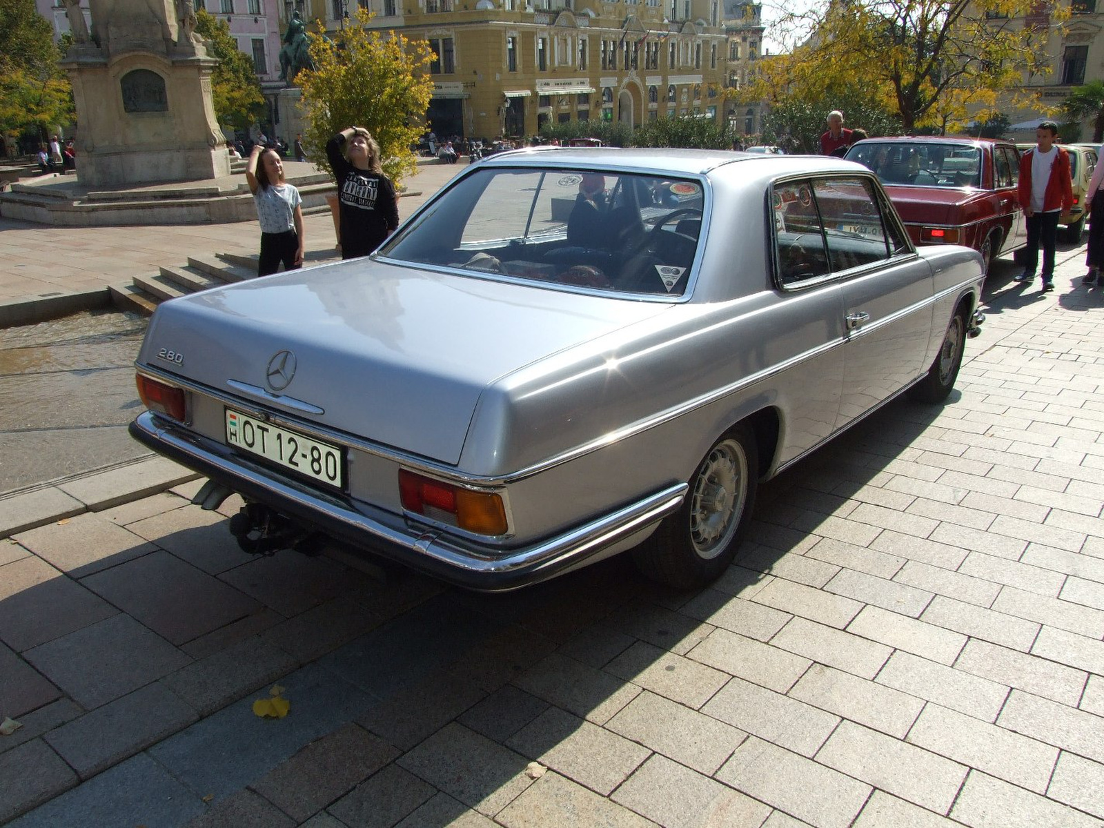 Mercedes 280 b