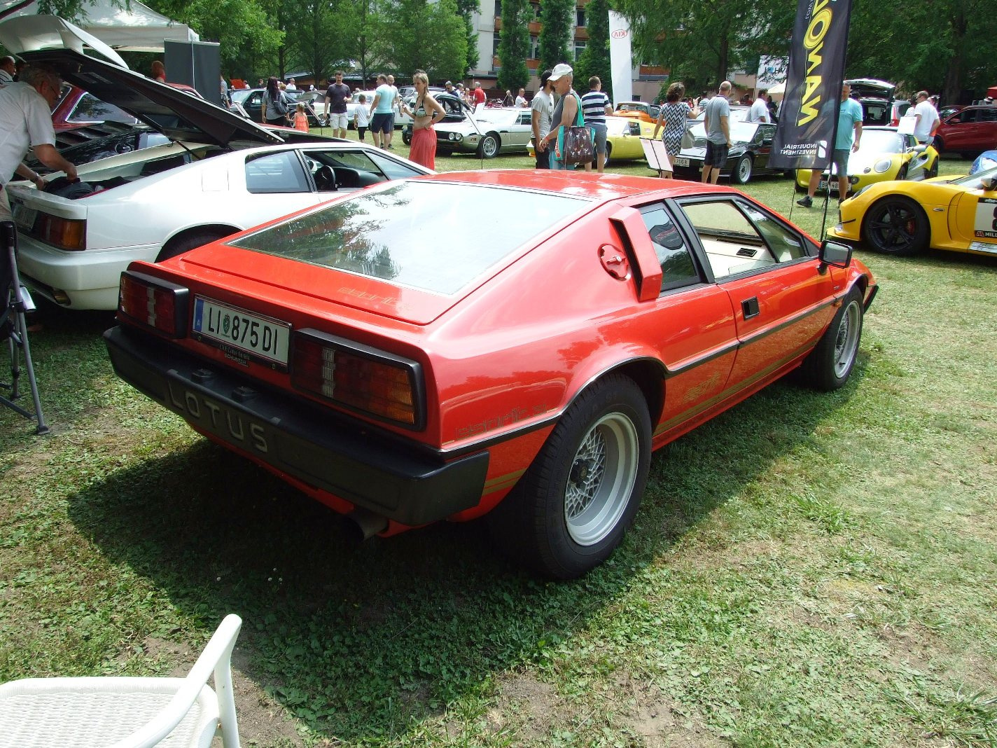 Lotus Esprit 2b