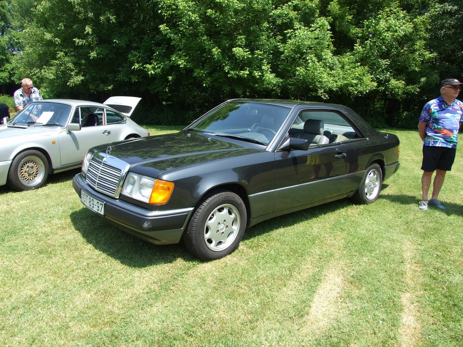 Mercedes C124 230CE a