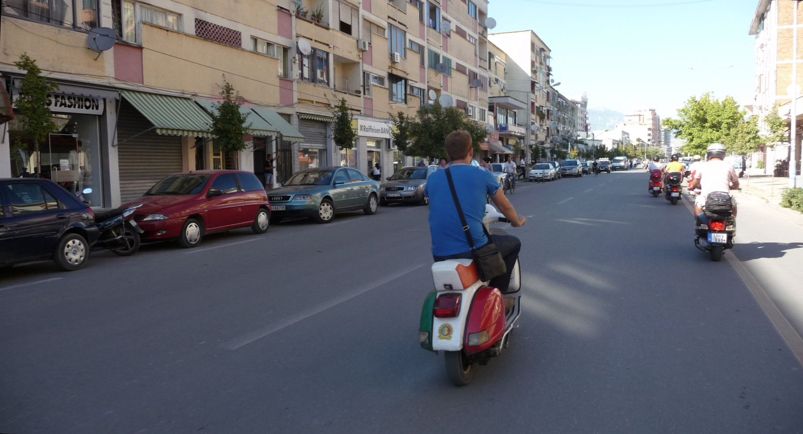 2013. szept. - albán vespa - saját kép :)) - Shkoder, Albánia