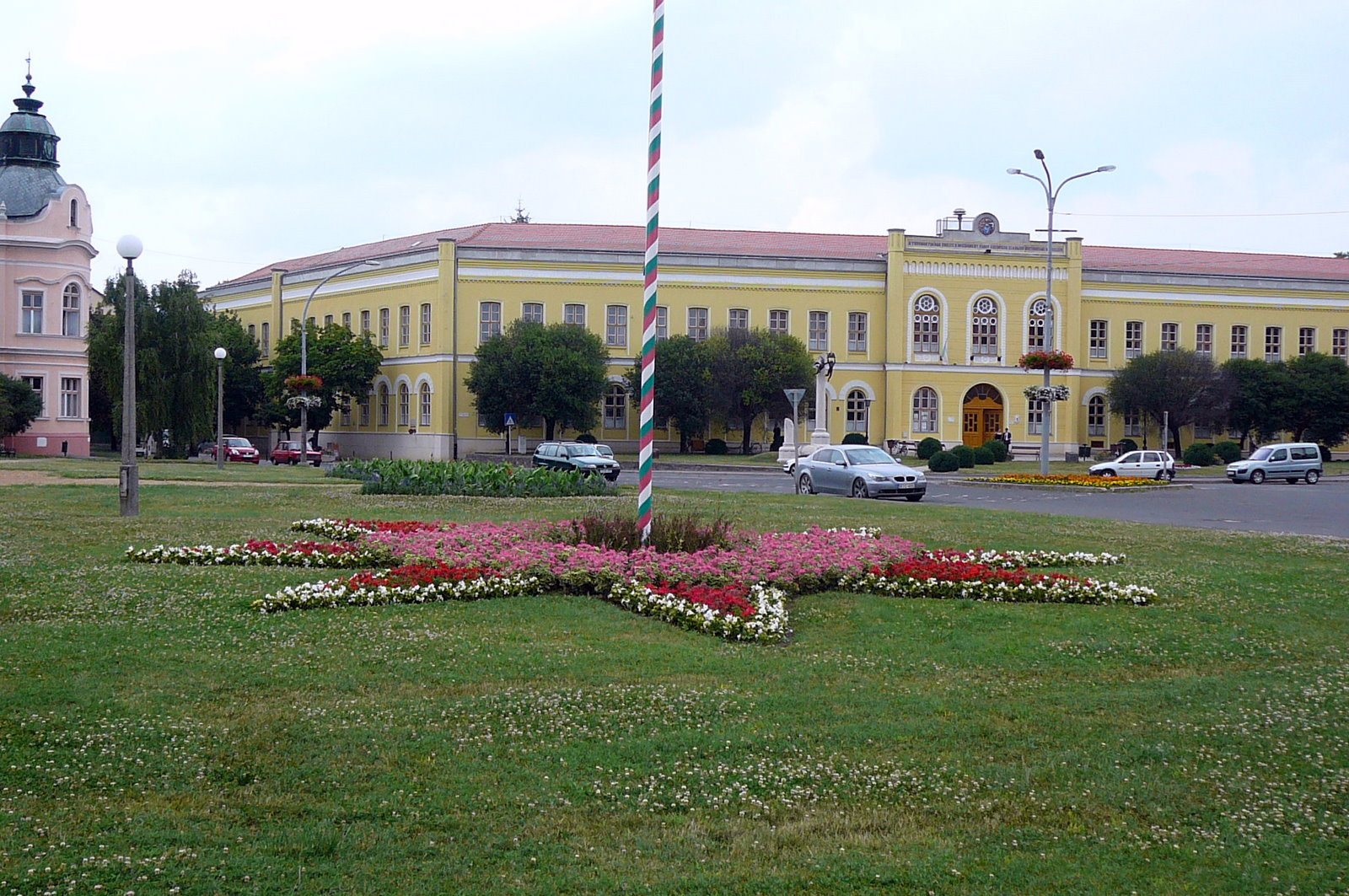 Böszörmény, Bocskai tér.