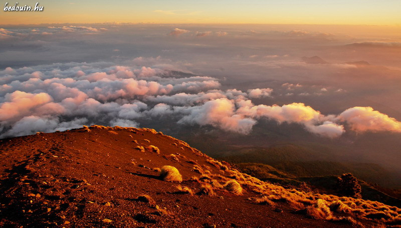 Golden dawn - Volcan Fuego, Guatemala, 2008