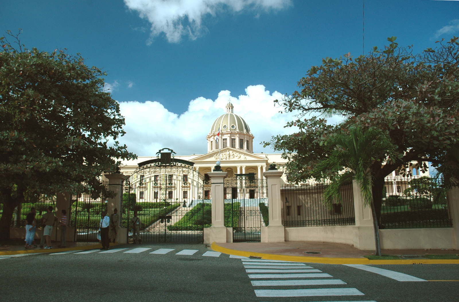 Santo Domingo, Parlament