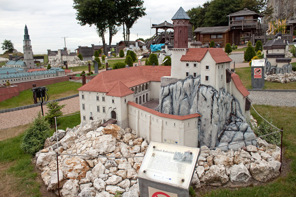 Miniatűr park Ogrodzieniec 11485