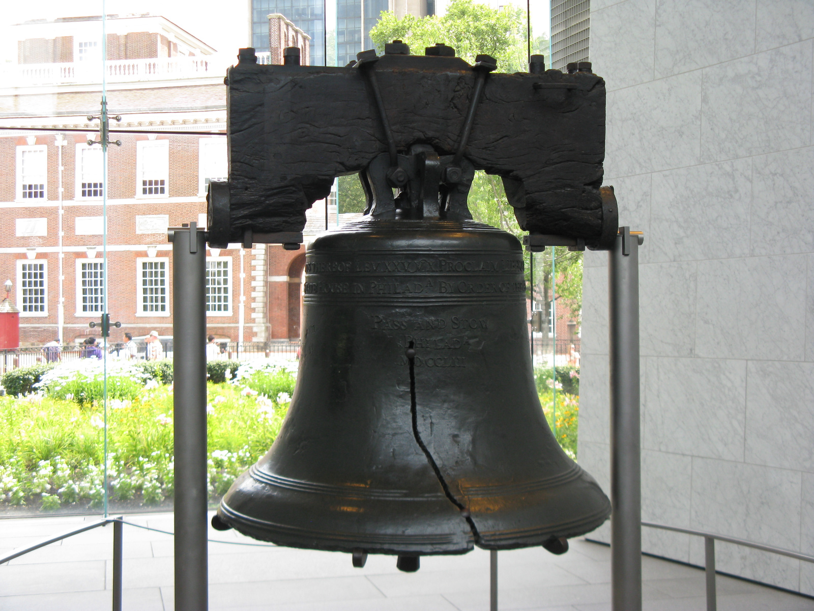 liberty bell philadelphia