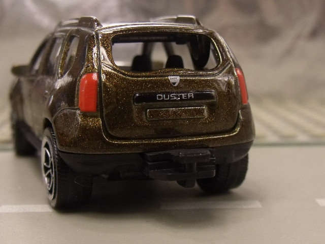 Dacia Duster Majorette (4)