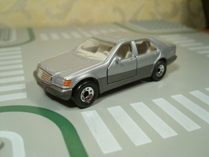 Matchbox Mercedes 600 SEL PhNQ