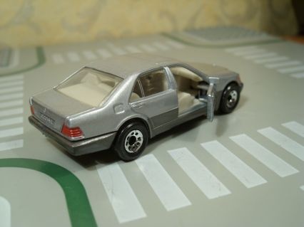 Matchbox Mercedes 600 SEL kXc2