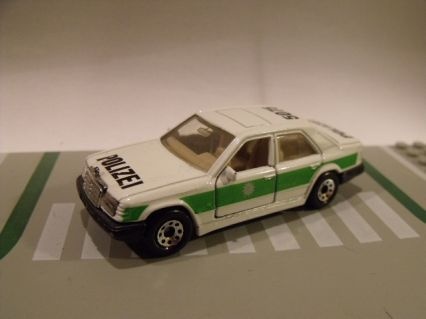 Matchbox Mercedes-Benz 300 E F7Hd