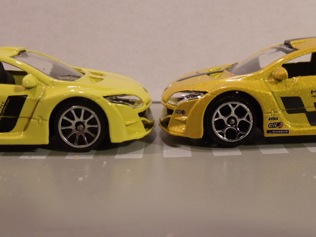 Majorette Renault Megane Trophy Sima (11)