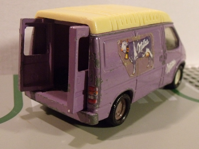 Matchbox Ford Milka Team (5)