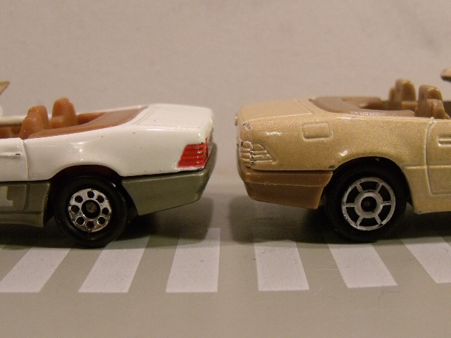 Mercedes 500SL Majorette vs Matchbox (14)