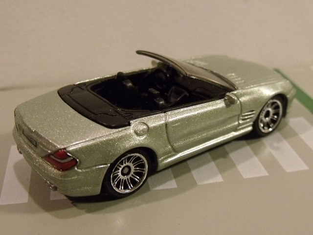 Mercedes 500SL Welly vs Matchbox (2)